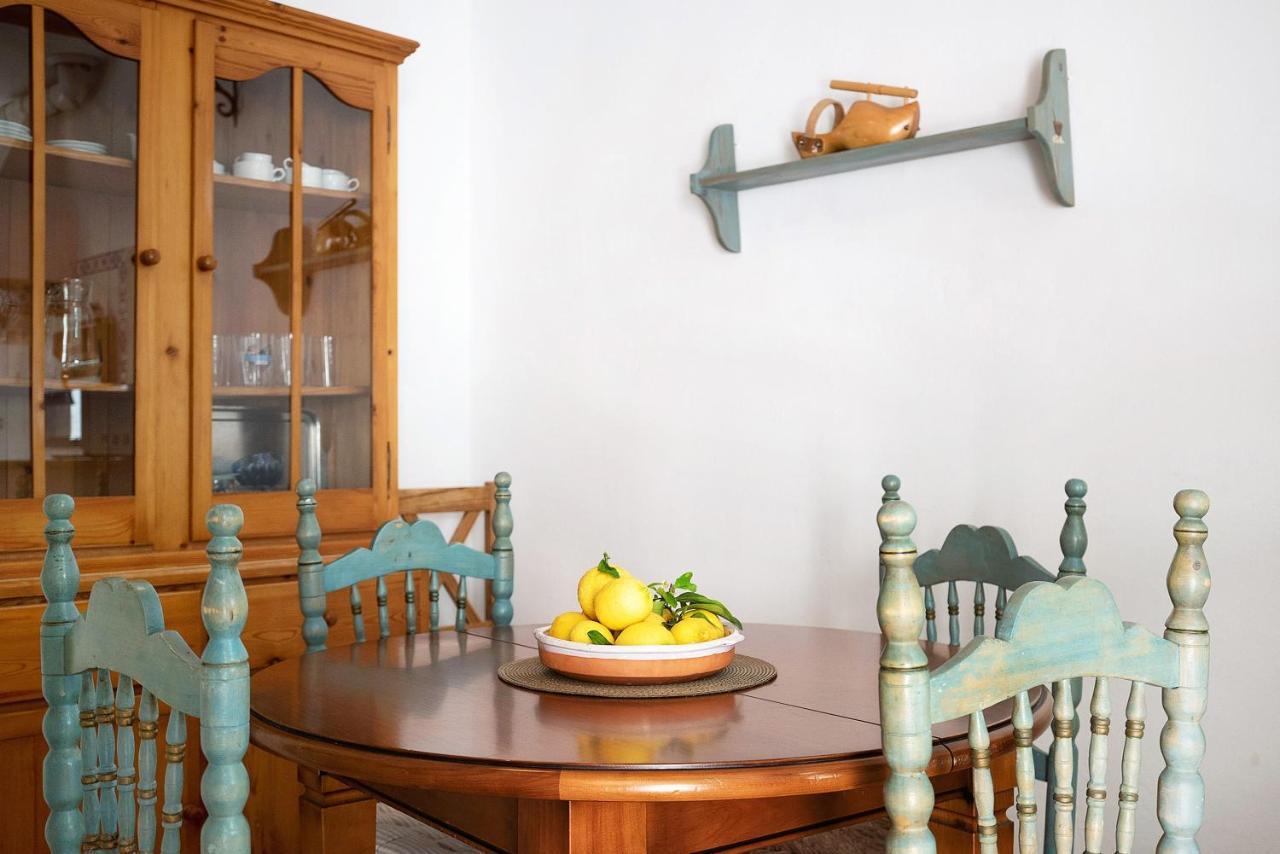Casa De Romero - Solo Familias Conil De La Frontera Ngoại thất bức ảnh